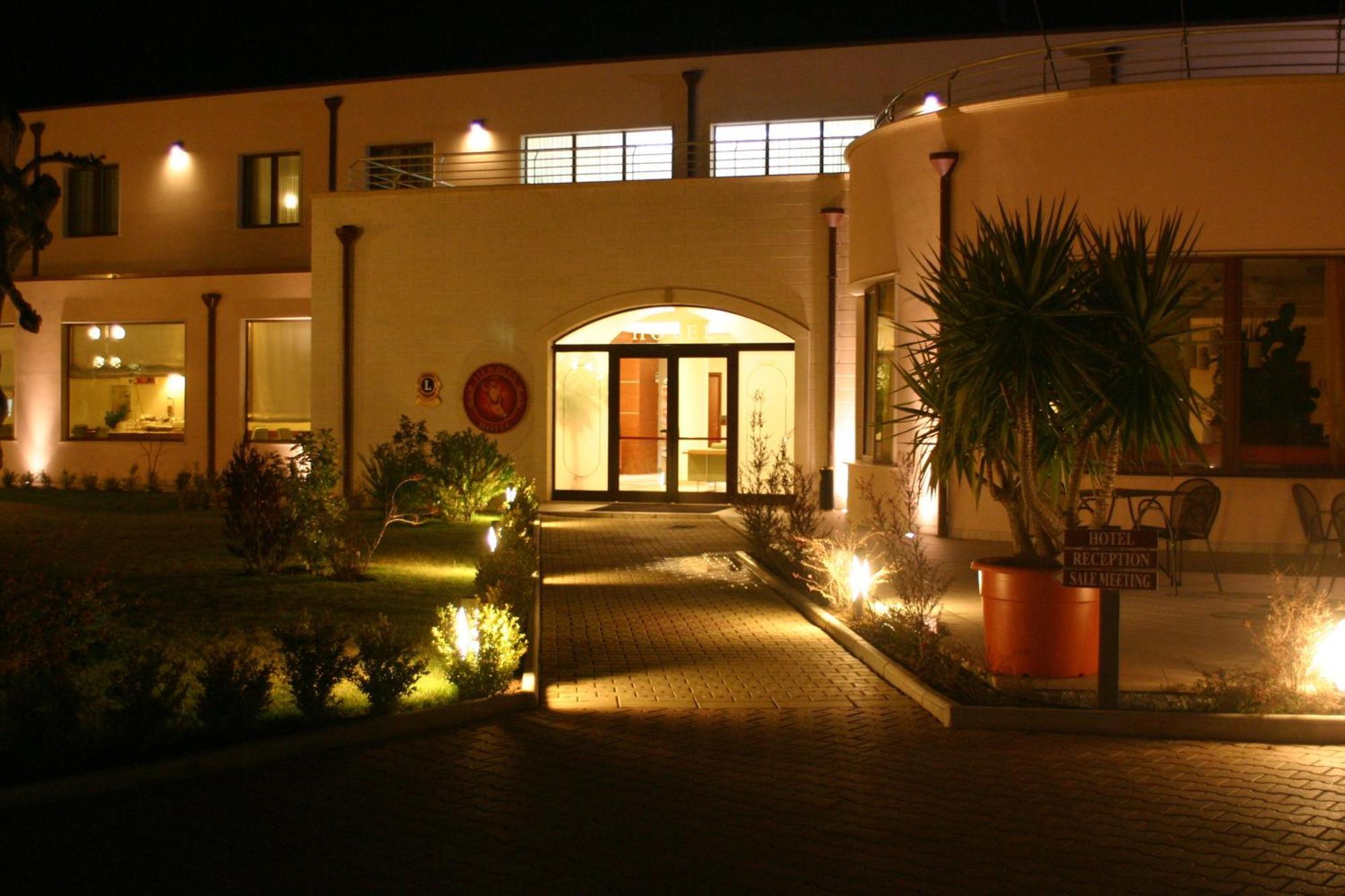 Hermes Hotel Policoro Esterno foto