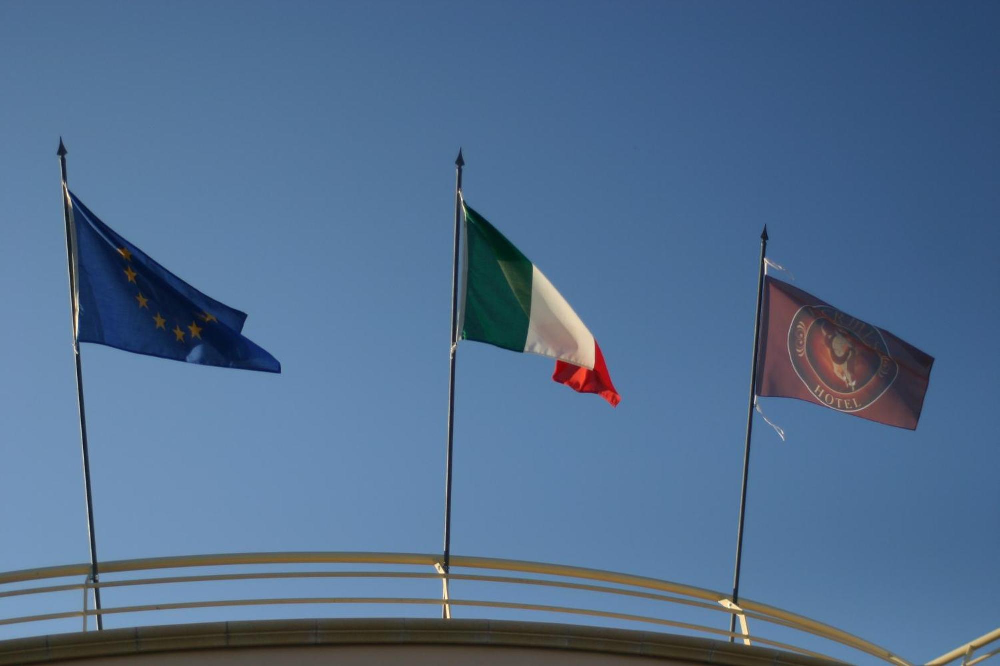 Hermes Hotel Policoro Esterno foto