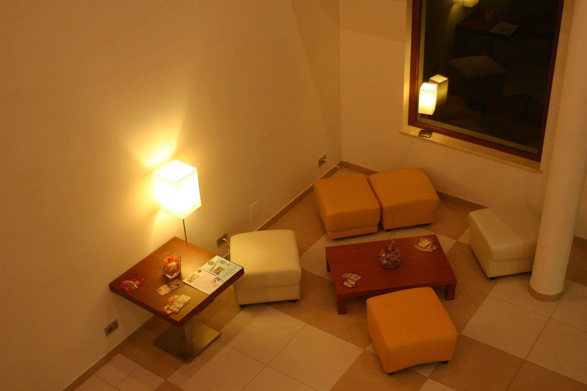 Hermes Hotel Policoro Esterno foto