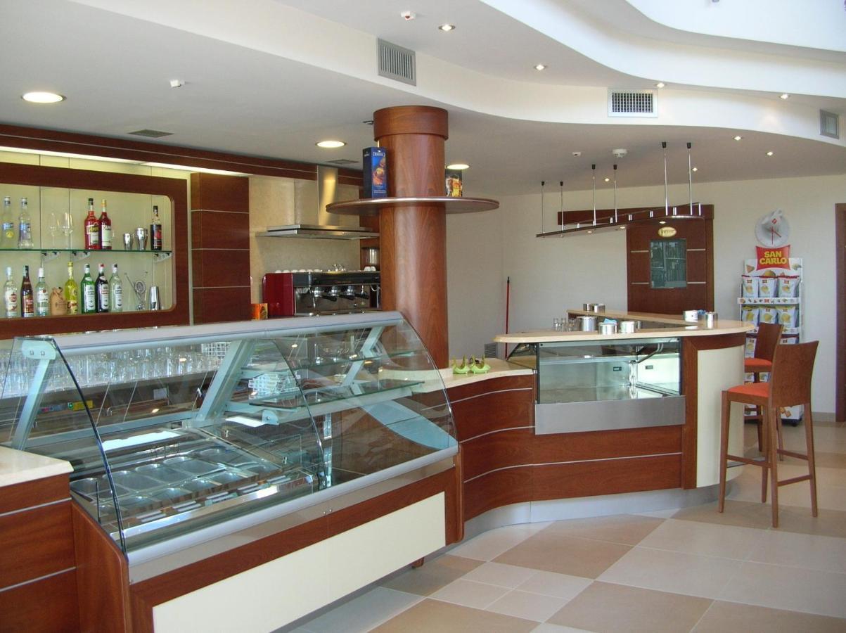 Hermes Hotel Policoro Esterno foto