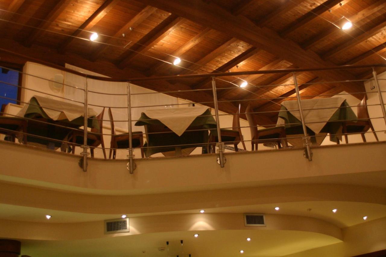 Hermes Hotel Policoro Esterno foto