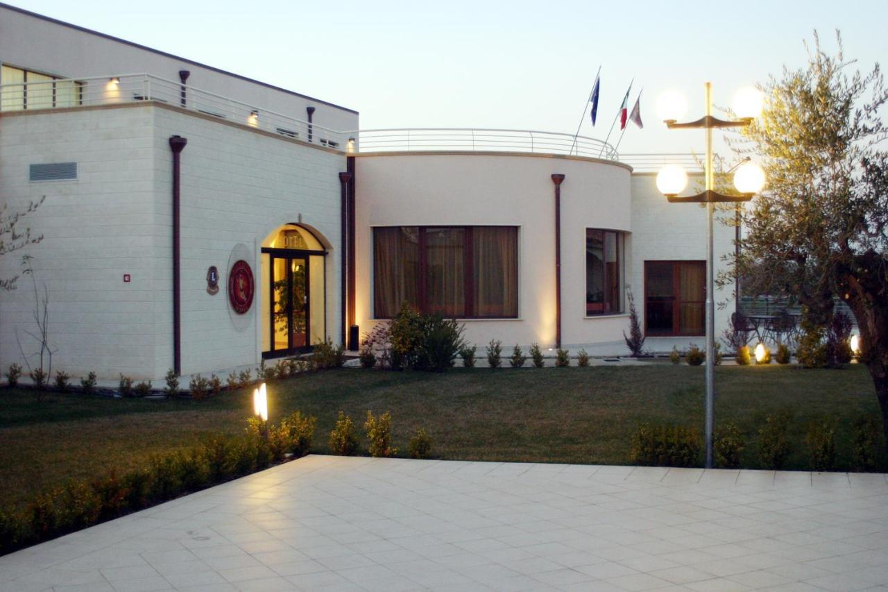 Hermes Hotel Policoro Esterno foto
